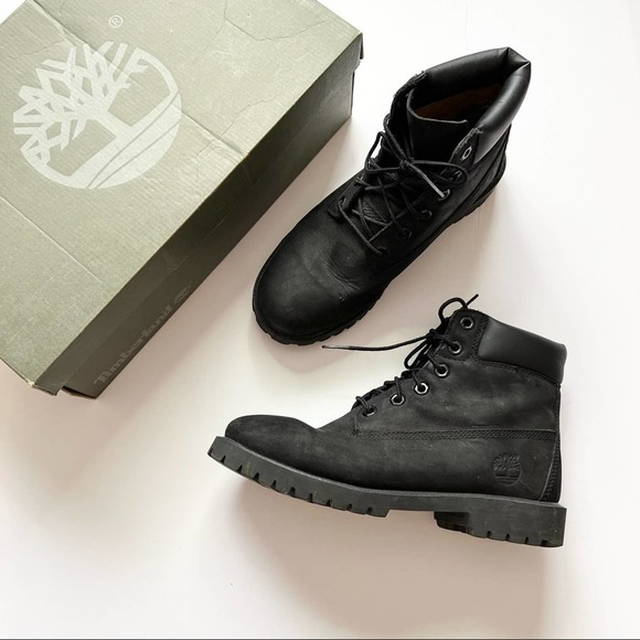 Timberland Other - Timberland juniors all black waterproof boots Size 6 premium black nubuck 6 inch